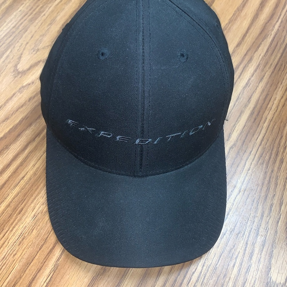 Ford Expedition Hat